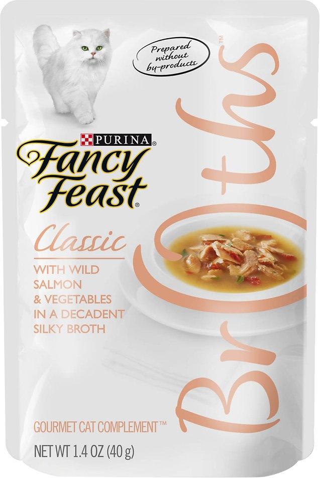 Fancy Feast Classic Broths with Wild Salmon & Vegetables Supplemental Cat Food Pouches