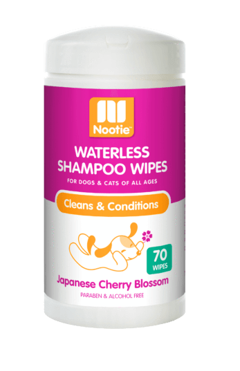 Nootie Japanese Cherry Blossom Waterless Shampoo Wipes For Dogs & Cats